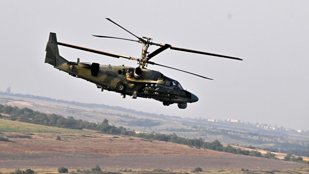 Минобороны: вертолеты Ка-52М и Ми-8 уничтожили силы ВСУ в курском приграничье