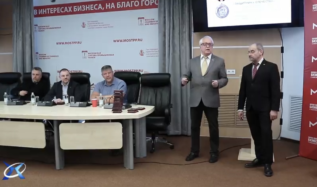 Ветераны и деятели культуры получили медали «Защитнику Отечества» на церемонии в Москве